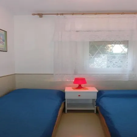 Two-bedroom In Pineda - Beahost *